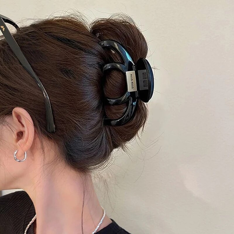 Korejiešu modes burtu matu sprādzes sievietēm zirgastes turētājs lielas akrila matadatas Matu rokturi Skavas spīles Barrette matu aksesuāri