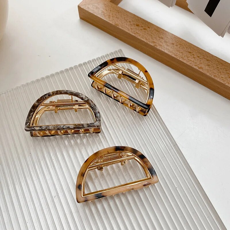 Muweordy 2023 Acetate Hair Claw pusapaļa matu sprādze Moderna matu sprādze Vintage matu spīles korejiešu matu aksesuāri sievietēm