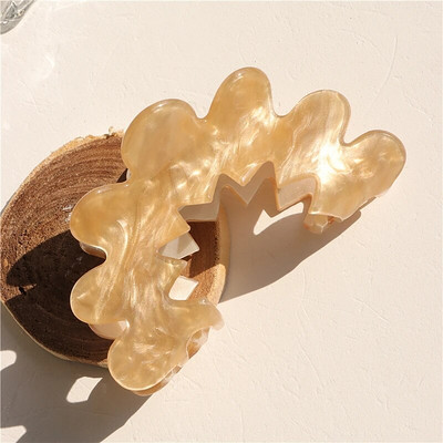 HANGZHI Flower Hollow Geometric Acetate Color Shark Hair Claw Γυναικεία κορίτσια 2022 Springs Νέα Μοντέρνα αξεσουάρ κεφαλής κλιπ μαλλιών