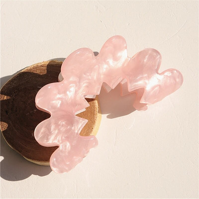 HANGZHI Flower Hollow Geometric Acetate Color Shark Hair Claw Γυναικεία κορίτσια 2022 Springs Νέα Μοντέρνα αξεσουάρ κεφαλής κλιπ μαλλιών