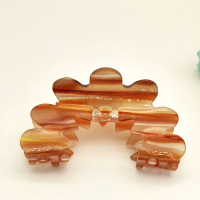 HANGZHI Flower Hollow Geometric Acetate Color Shark Hair Claw Γυναικεία κορίτσια 2022 Springs Νέα Μοντέρνα αξεσουάρ κεφαλής κλιπ μαλλιών