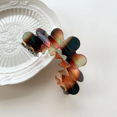 HANGZHI Flower Hollow Geometric Acetate Color Shark Hair Claw Γυναικεία κορίτσια 2022 Springs Νέα Μοντέρνα αξεσουάρ κεφαλής κλιπ μαλλιών
