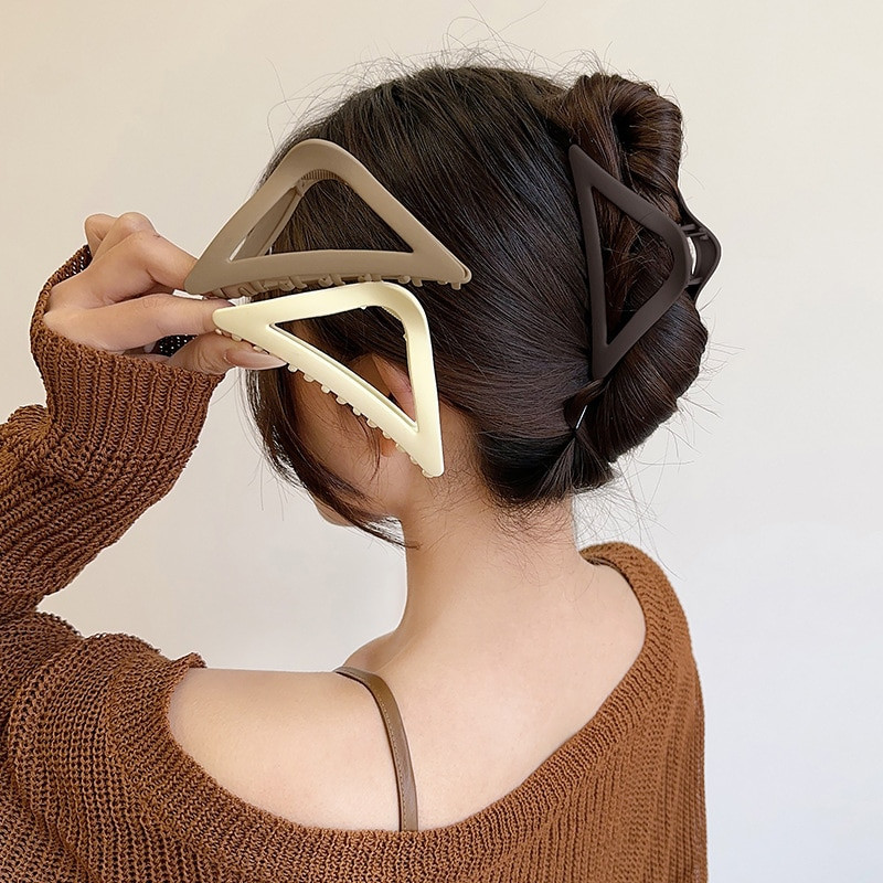 Modes matu nagi, vienkārši matēti trīsstūrveida sieviešu matu sprādzes vienkrāsaini saspraudes Galvassegas Jauni moderni, eleganti matu aksesuāri