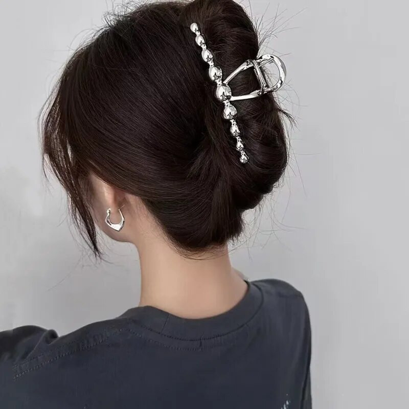 Jauna, izsmalcināta neregulāra zirnekļa spīļskava Moderna metāla matu sprādzes skava Matu rokturi matadata meitenēm matu aksesuāri sieviešu galvassegas