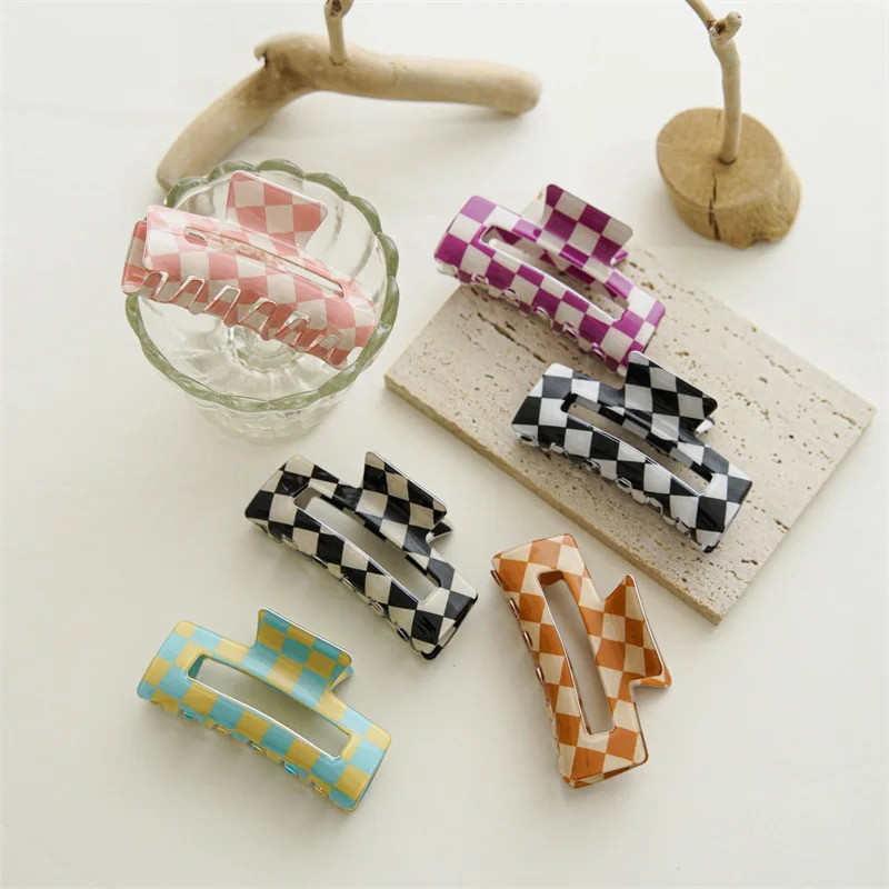 Visvairāk pārdotās dobas ģeometriskas temperamenta etiķskābes matu spīles, melnbaltas režģa raksta matu aksesuāri dāvanas