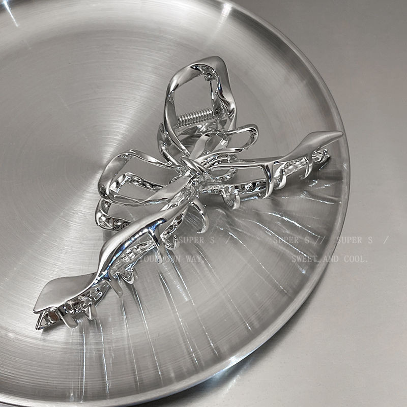 Moderni Zelta Sudraba Melna Metāla Bowknote Gigant Claw Clips Sieviešu Bieziem Matiem Aksesuāri Ģeometriskas Big Shark Matadatas galvassegas