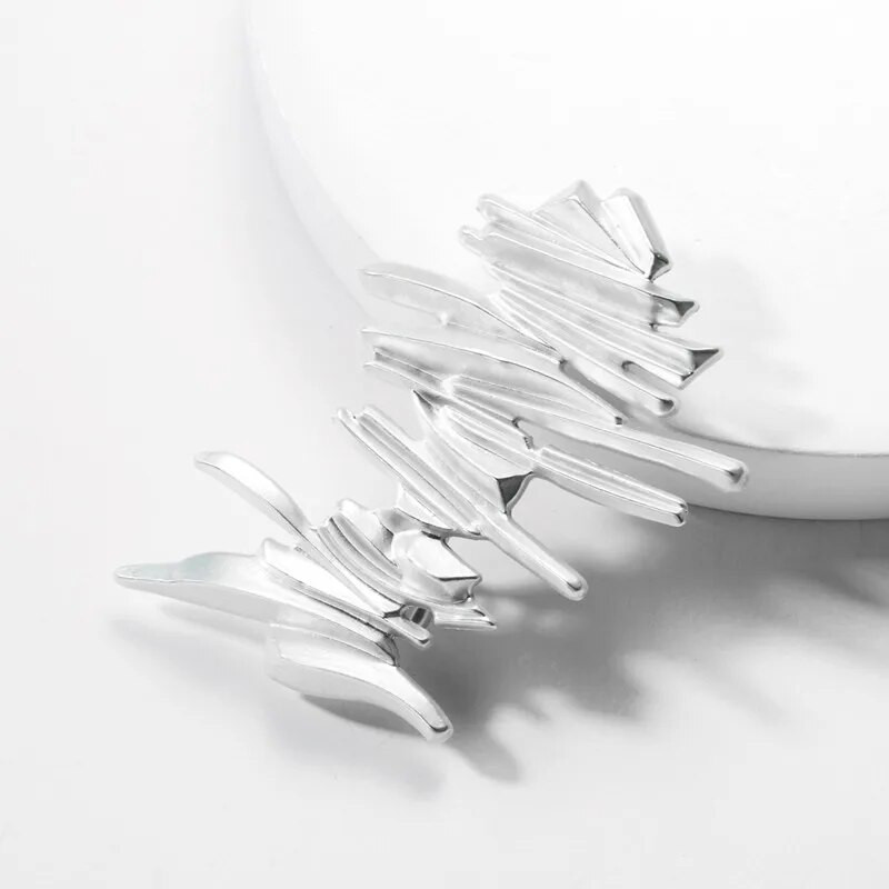 Temperamenta spogulis ģeometriskā matu sprādze daudzslāņu neregulāra pārspīlēta sakausējuma matu sprādze sievietēm kāzu līgavu galvassegas aksesuārs