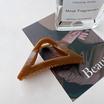 Δωρεάν αποστολή 2023 Κορέα Fashion New 11,3cm Big Triangle Hairpin Headwear Resin Sweet Hair Claw Claw Accessories for Women Girls