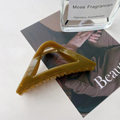 Δωρεάν αποστολή 2023 Κορέα Fashion New 11,3cm Big Triangle Hairpin Headwear Resin Sweet Hair Claw Claw Accessories for Women Girls