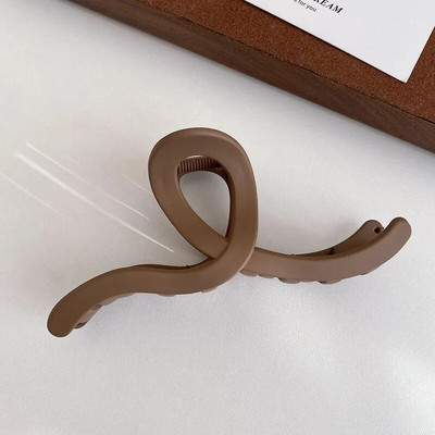 Vintage Coffee Hair Claws Μοντέρνα γεωμετρικά κούφια κλιπ για τα μαλλιά Crab Barrettes Shark Clip Αξεσουάρ μαλλιών για γυναίκες για πάρτι