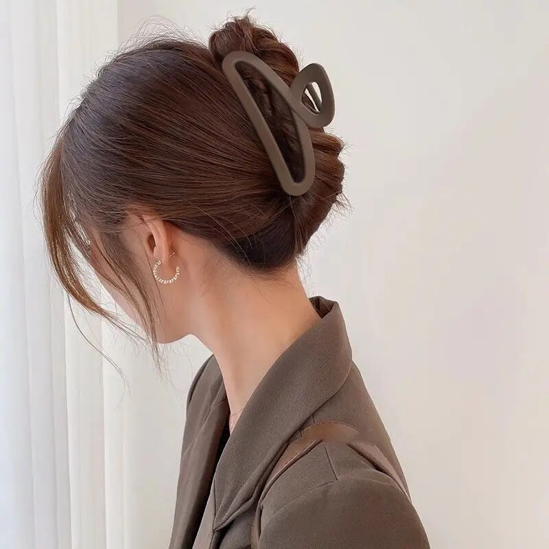 Винтидж кафе нокти за коса Модерни геометрични кухи щипки за коса Раци шноли Щипка за акула Шапки за жени Парти аксесоари за коса