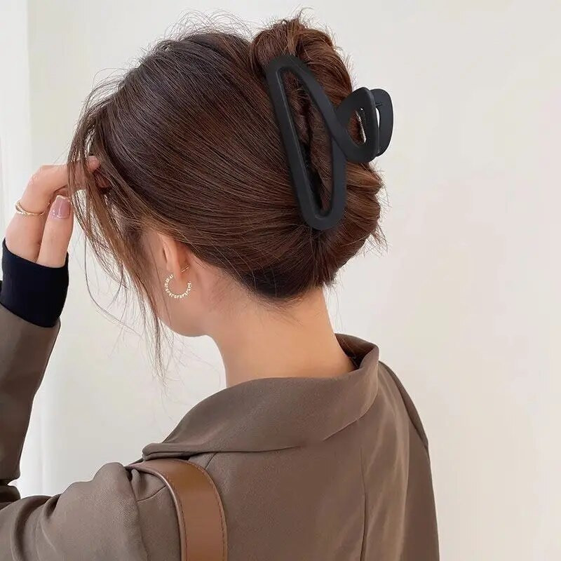 Винтидж кафе нокти за коса Модерни геометрични кухи щипки за коса Раци шноли Щипка за акула Шапки за жени Парти аксесоари за коса