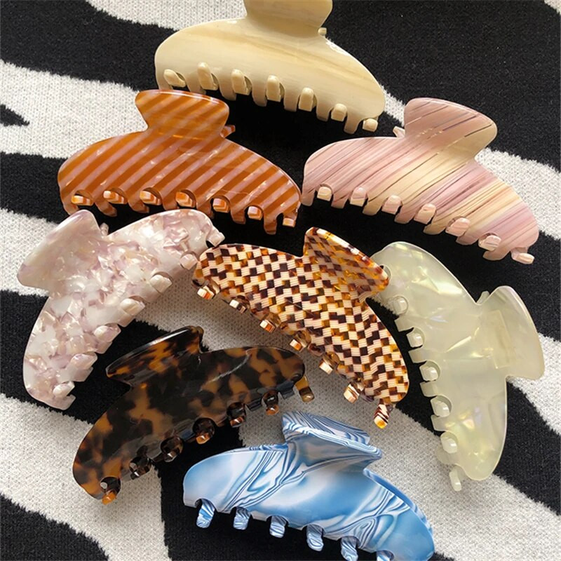 HANGZHI New French Grid Stripe Cream Щипка за коса с флорален ацетат Шнола за коса Shark Retro Модерни аксесоари за коса за жени Момичета 2021 г.