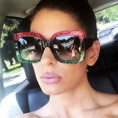 Suured ruudukujulised päikeseprillid Naine Bränd Disainer Läbipaistvad läätsed Päikeseprillid Naistele Kolmevärvilised Suure raamiga Peo prillid Oculos