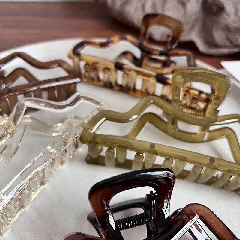 Moda jednostavna korejska geometrija valovita kopča za kosu ukosnica 2023 Trendy Design Personality Retro ženska pokrivala za glavu s kandžama za kosu Veleprodaja