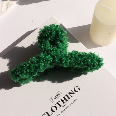 HANGZHI Color Lambswool Hair Clip Retro Dragon Fruit Color Shark Hair Claw για γυναίκες κορίτσια Φθινόπωρο 2022 Νέα αξεσουάρ μαλλιών