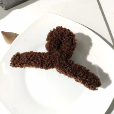 HANGZHI Color Lambswool Hair Clip Retro Dragon Fruit Color Shark Hair Claw για γυναίκες κορίτσια Φθινόπωρο 2022 Νέα αξεσουάρ μαλλιών