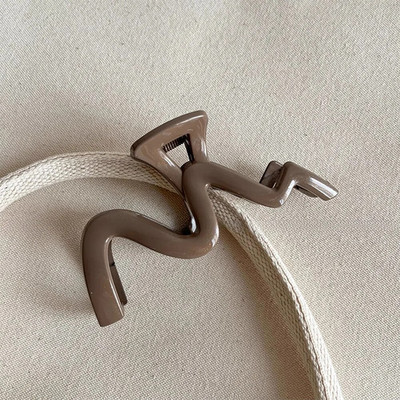 Μεγάλο μέγεθος ακρυλικό κλιπ μαλλιών καβούρι για γυναίκες Γαλλική κομψότητα ιδιοσυγκρασία κλιπ μαλλιών Μοντέρνα κλιπ με νύχια Αξεσουάρ μαλλιών για κορίτσια