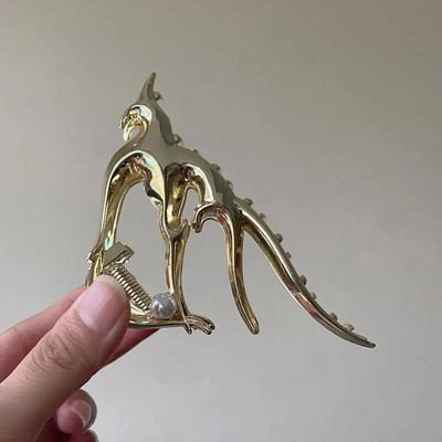 Irregular Alien Hollow Line Pearl Flamingo Metal Μοναδικό νύχι μαλλιών για γυναικεία κορίτσια Μοντέρνα απλά καλύμματα κεφαλής HUANZHI 2023 NEW Clip