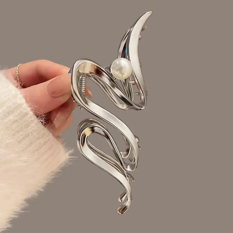 2023. aasta uus mood metallist geomeetrilised juukseklambrid Trendikad juukseklambrid juukseklambrid juuksenõelad peojuukseaksessuaarid naiste peakatted