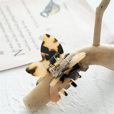 INS Korea Fashion Väike liblikasaak atsetaadist juukseklambrid, vedrudisainiga juukseaksessuaarid tüdrukutele