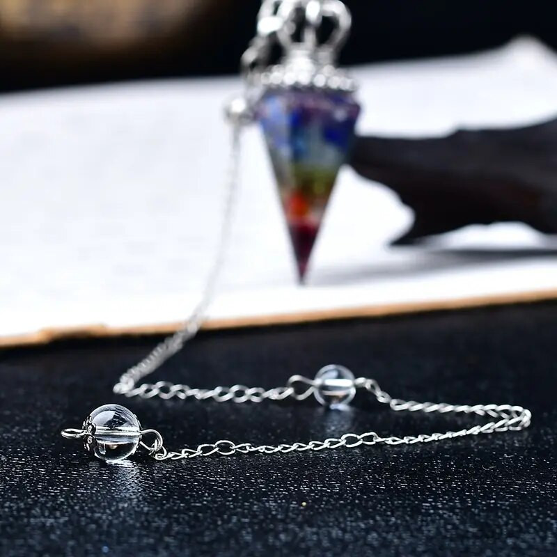 7 čakru dziedinošie kristāli svārsts zīlēšana kvarca dabīgā akmens antīks gara kulons noslēpumains kulons