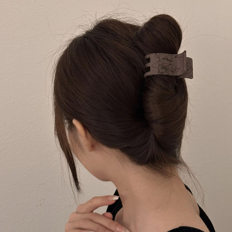 Juuksenõelad ja -klambrid aksessuaarid küünised naistele tüdruk matt must Krabi vintage populaarsed saagid trendikas juhtiv moe kpop uus