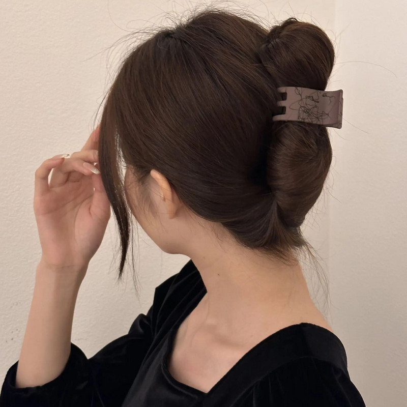 Juuksenõelad ja -klambrid aksessuaarid küünised naistele tüdruk matt must Krabi vintage populaarsed saagid trendikas juhtiv moe kpop uus