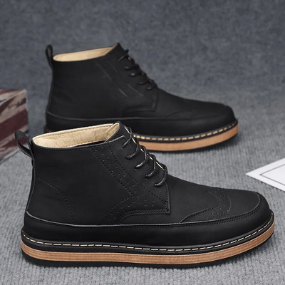 Muške retro radne čizme Jesen Zima Novi britanski stil Moda Visoke drvene kratke čizme Sportske cipele za putovanja na otvorenom