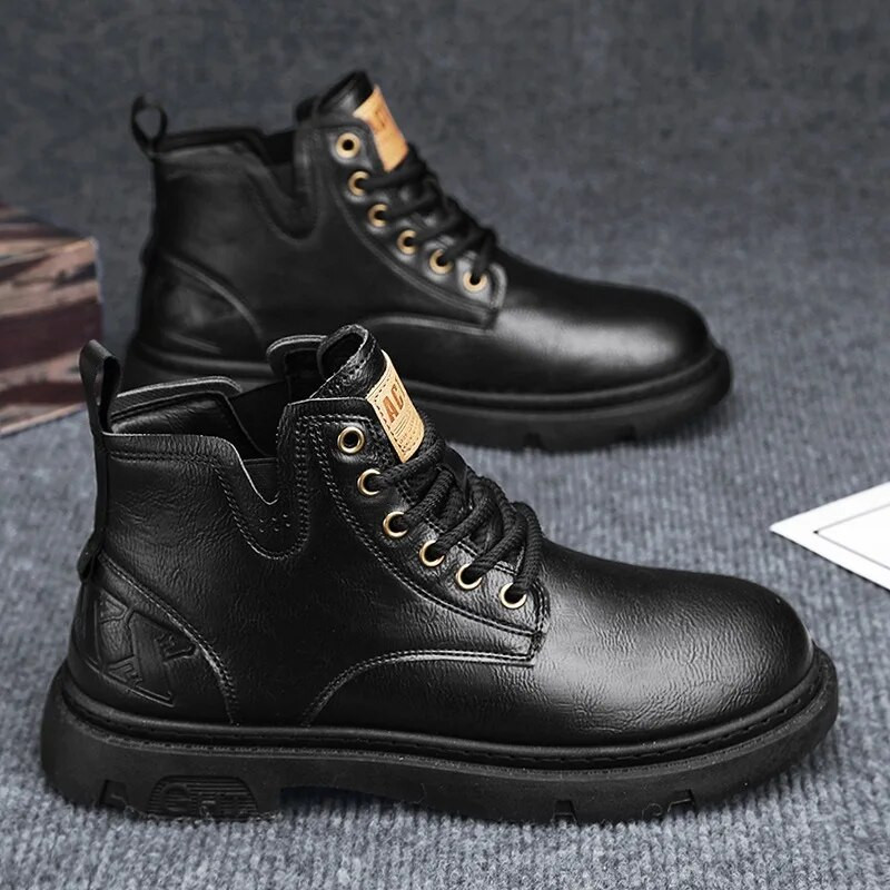 Britu stila vīriešu īsie zābaki 2024. gada jauni rudens ziemas modes retro motociklistu zābaki āra ielas tendences ikdienas apavi Neslīdoši