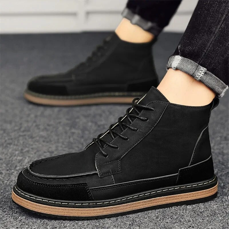 Nove cipele za drvosječu iz 2024. Muške jesenske zimske britanske modne retro radne kratke čizme za vanjske trendove na ravnim nogama Sportske ležerne cipele Meke