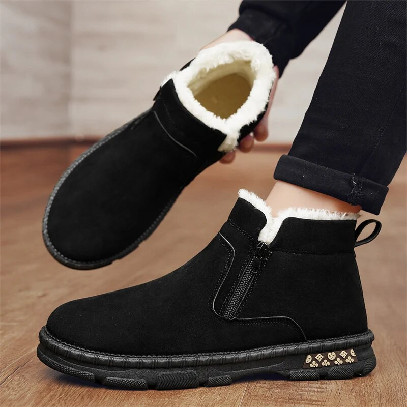 Uued sügis- ja talvised soojakaitse välistingimustes, keskmise kõrgusega puuvillased kingad Moodsad saapad plush lumesaabastega