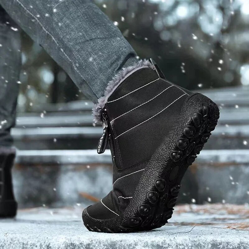 Zimske muške čizme 2024. Tople kratke plišane cipele za slobodno vrijeme Jednobojni patentni zatvarač Neklizajuće čizme za snijeg Muške gumene gležnjače s okruglim prstima