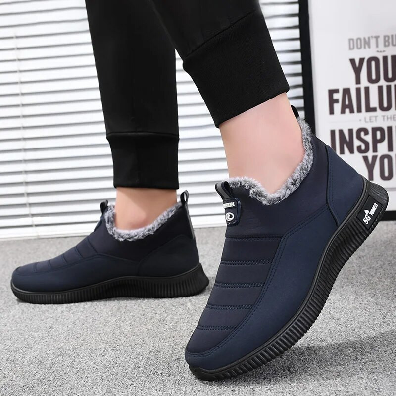 Χειμερινά νέα ανδρικά βελούδινα και χοντρά βαμβακερά παπούτσια μεσήλικας και ηλικιωμένου πατέρα και μπότες χιονιού