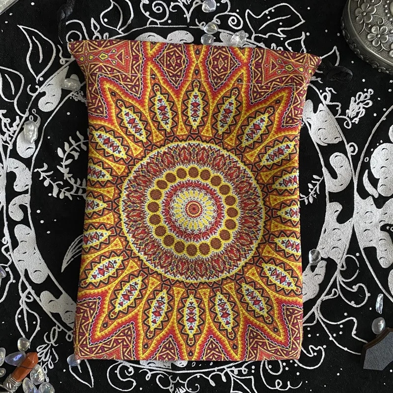 2023. aasta uued 13x18 cm tarokaardid laudlina komposiitfliisist jõulude Halloweeni kingituse kristallist väike esemete hoiukinkekott