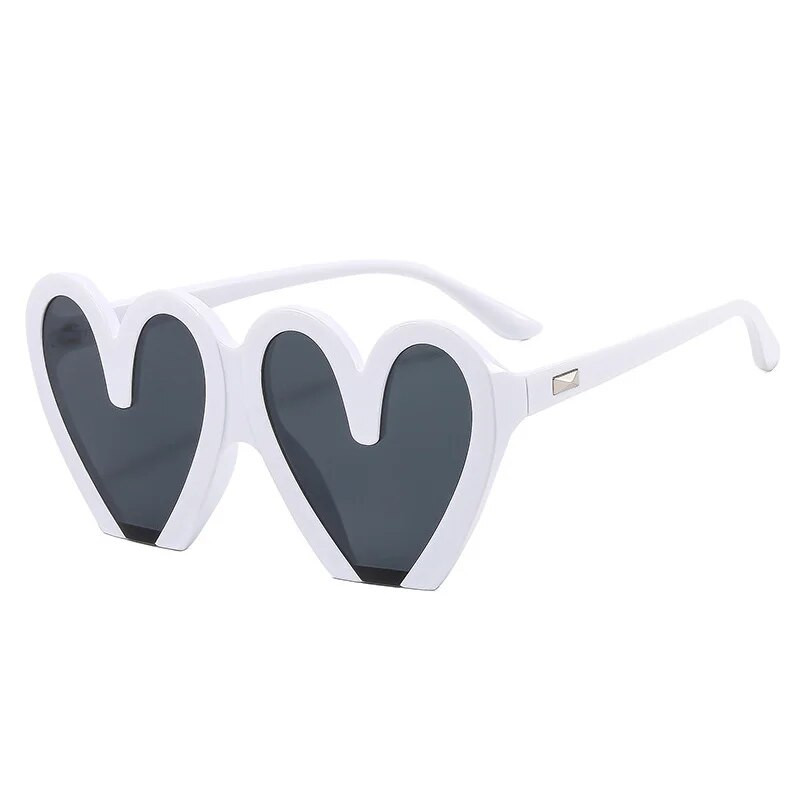 2023. Nove modne sunčane naočale za vanjsku upotrebu u boji slatka srca Žene Muškarci Vintage sunčane naočale za plažu Ženske sjenila u obliku srca UV400