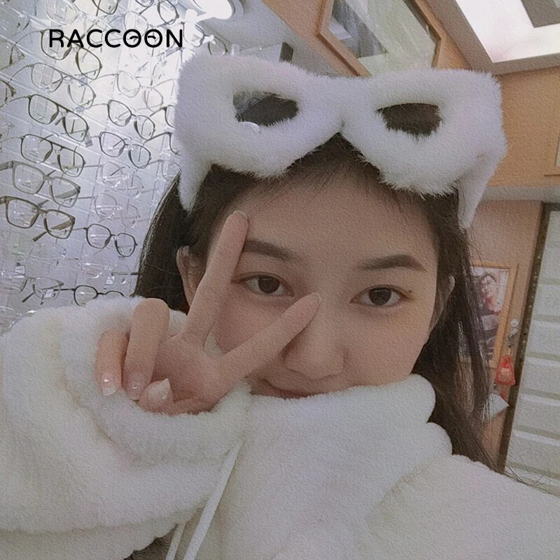 Isetegija kohevad kassisilmad Kardashan päikeseprillid naiste punk, pehme karusnaha samet päikeseprillid naistele trendikad käsitsi valmistatud seksikad plüüsis prillide varjud