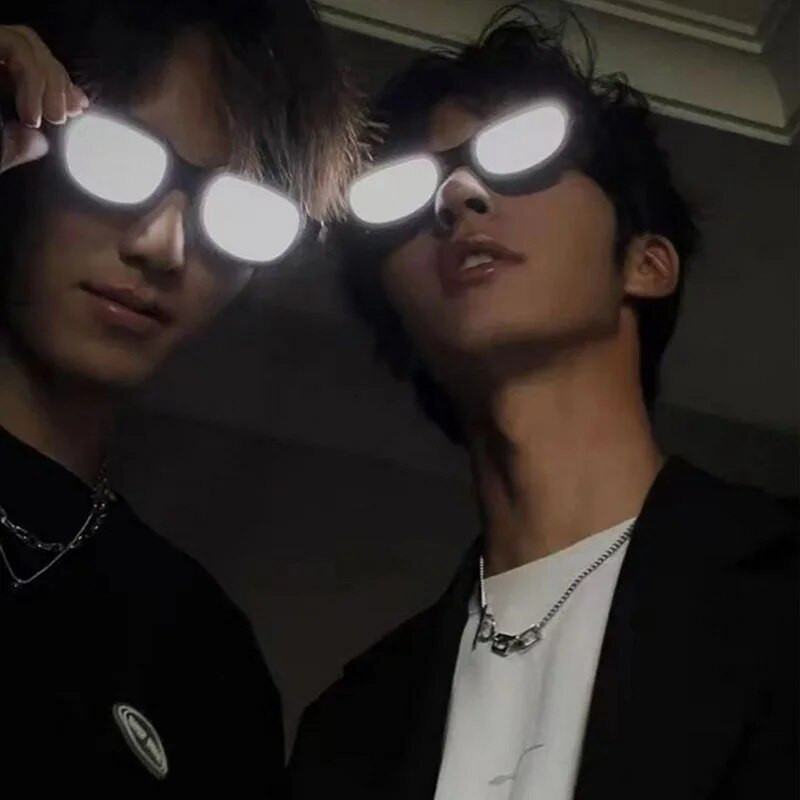 Anime LED gaismas brilles Smieklīgi, forši sarkano acu efekti, kospleja rekvizīti Brilles, kostīmi, aksesuāri ballīšu brilles bērniem, dāvanas