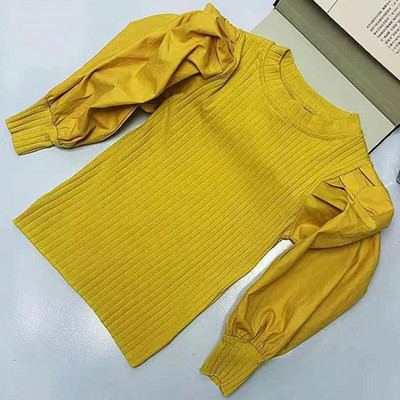 Tüdrukute puhvis varrukatega T-särk 2023. aasta kevad, uus lastemoodne pikkade varrukatega T-särk Beebi, kes kannab kudumit, laste tüdrukute särk