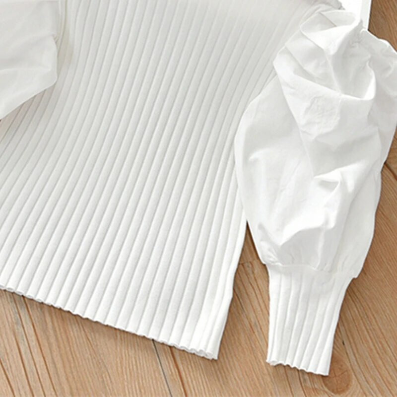 Tüdrukute puhvis varrukatega T-särk 2023. aasta kevad, uus lastemoodne pikkade varrukatega T-särk Beebi, kes kannab kudumit, laste tüdrukute särk