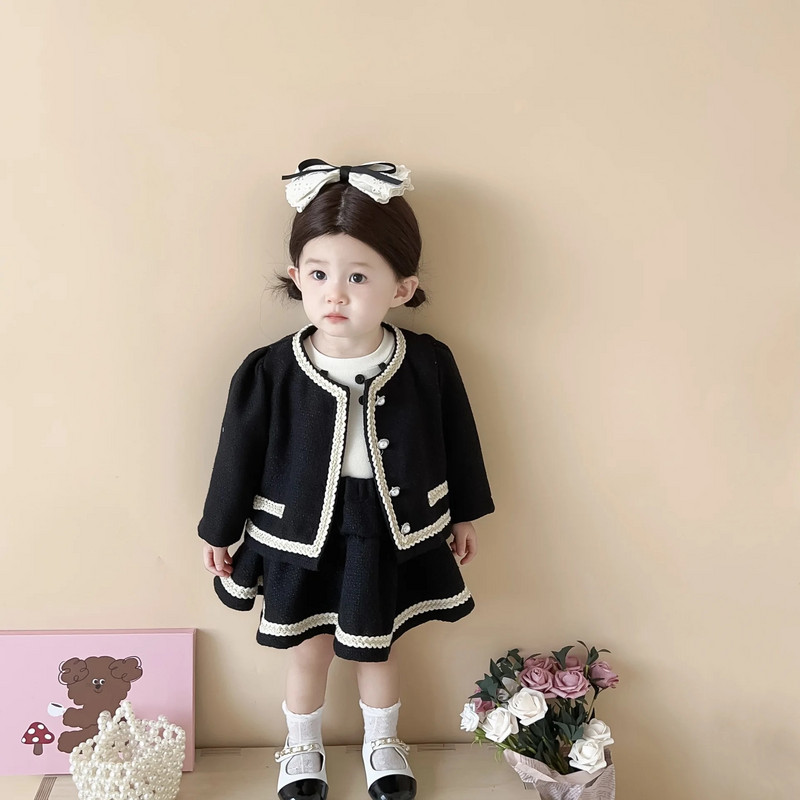 7589 Komplet odjeće za bebe Jesen 2023. Korejsko odijelo za djevojčice Mali mirisni kardigan Kaput + suknja Kratko slatko dvodijelno odijelo.
