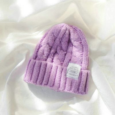 Nauja moteriška žieminė kepurė 2023 m. kepuraitės su snapeliu Moteriškos megztos kepuraitės madingos šiltos vilnos, poros kepuraitės, moteriai, žieminės spalvos, moteriškos dangos