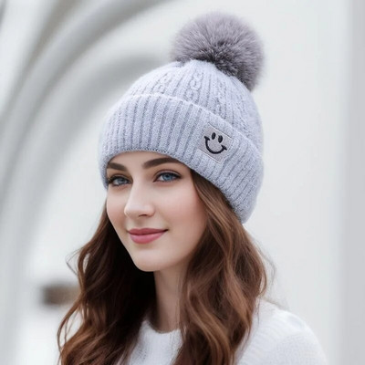Lielas kažokādas Pom pom Beanie Cepure Vecāki Bērni Siltas Trikotāžas Ziemas Cepures Meitenes Zēni Īstas jenots Kažokādas Pompons Pupiņas Cepurītes