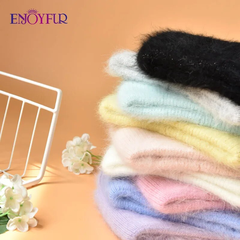 ENJOYFUR ziemas cepures sievietēm Siltas, garas truša kažokādas spalvas Sieviešu cepures Modes vienkrāsainas platas aproce Jaunas stila pupiņas