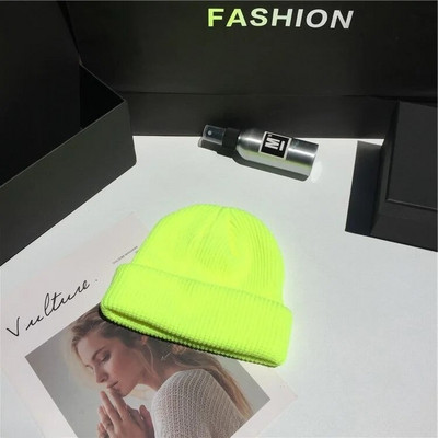 Sieviešu pupiņas, masīvas, vienkāršas ziemas, siltas kokvilnas trikotāžas sieviešu galvaskauss, modernas, jaunas Harajuku elegantas studentu cepures brīvā laika pavadīšanai