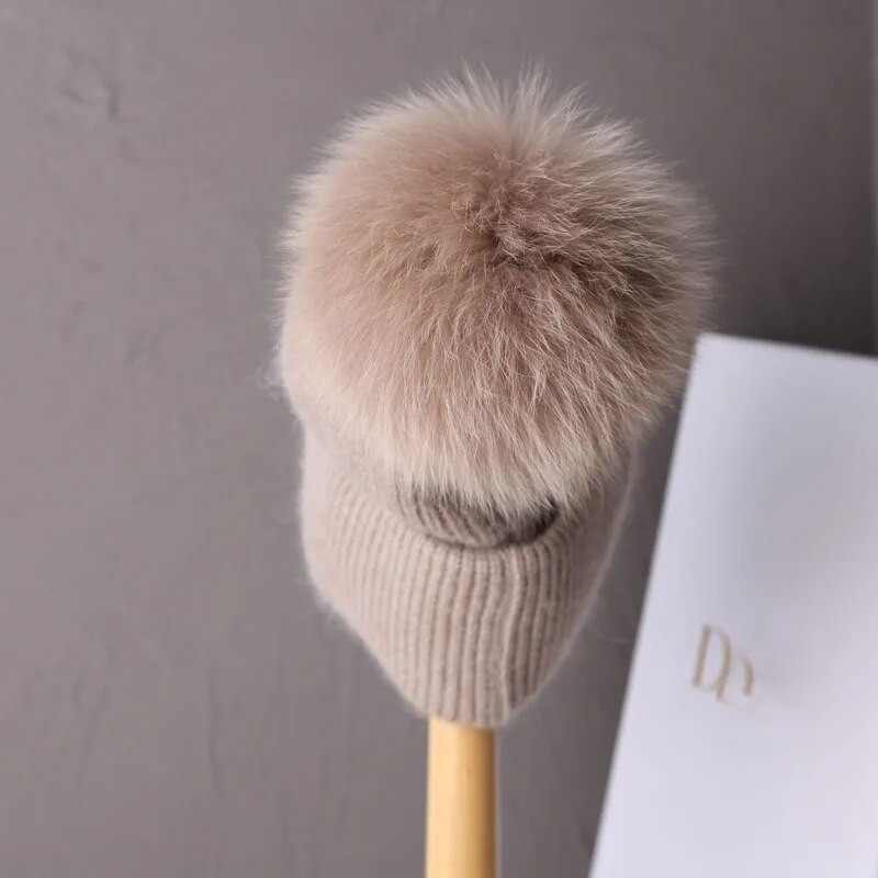 Jaunums Cepurēs Īstas lapsu kažokādas Cepures Sieviešu āra siltas Skullies Beanie Ziemas cepure sievietēm Truša trikotāžas biezā cepure Ziemassvētki