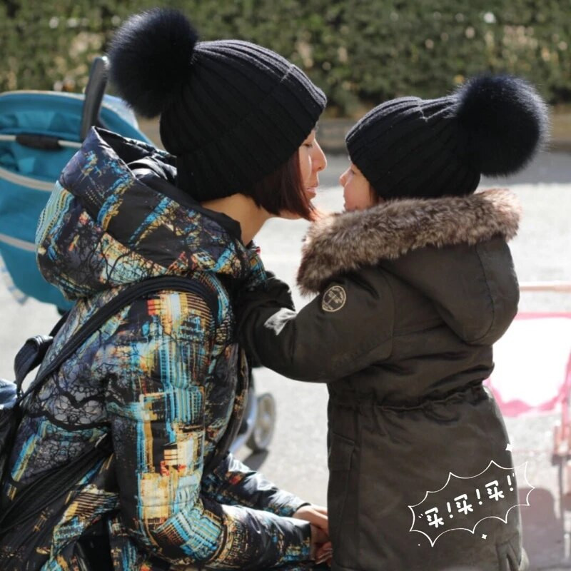 ūdeļu un lapsu kažokādas bumbu cepure pom poms ziemas cepure sievietēm meiteņu cepure adītas pupiņas cepure pilnīgi jauna bieza sieviešu cepure 50-54-60cm