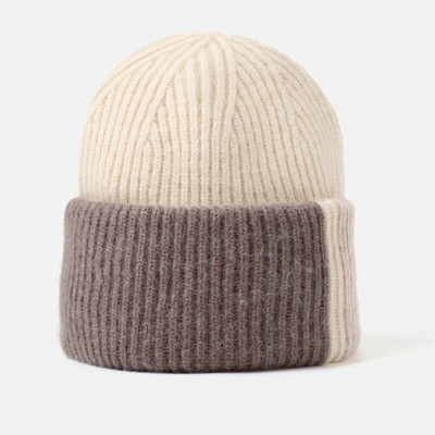 Jauna jaukta krāsa Sieviešu ziemas cepure Vislabāk atbilstošā ziemas trušu kažokādas pupiņas Jaunas kašmira mātītes siltās skullies cepures dāvanu vairumtirdzniecība