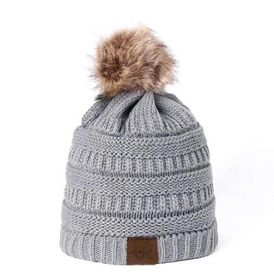 Karštas išpardavimas briaunota kepurė su snapeliu mada Pridėti kailiu pamušalu pompoms Žieminės kepuraitės moterims mergaitėms šilta stora kepurė Stilingas megztas kepurė