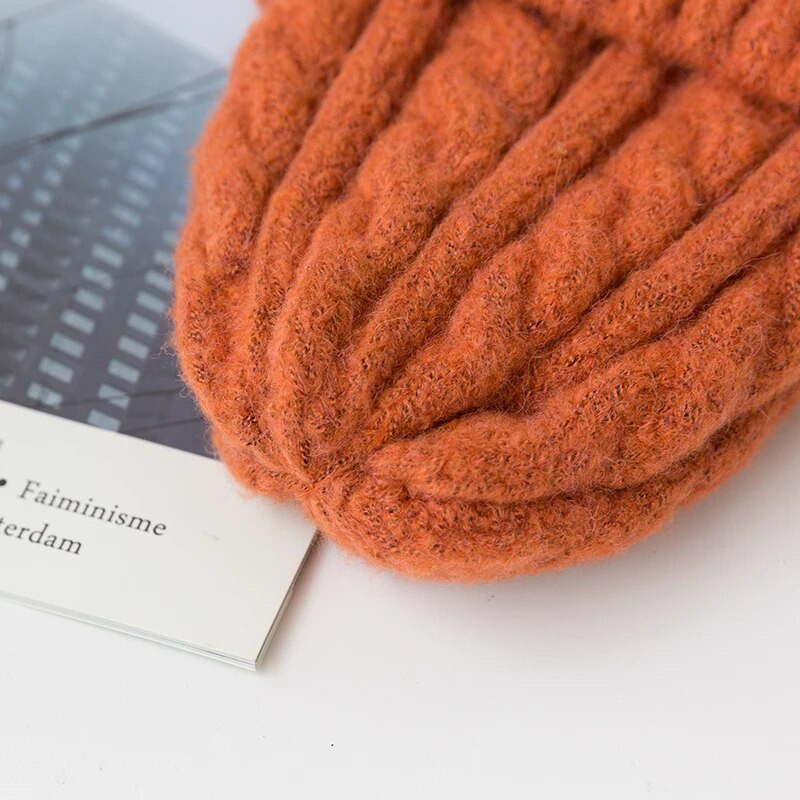 Jaunas Candy Colors Trikotāžas cepures sievietēm Kpop Style Twist Vilnas Beanie Cepure Rudens un ziemas sieviešu vāciņš Keep Warm Ziemas cepure